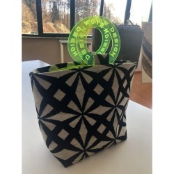 Bag with round handles