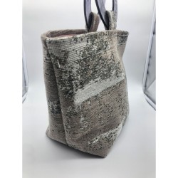 Bag with round handles